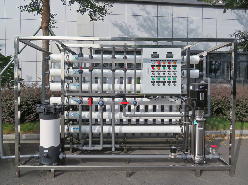 2噸超濾+反滲透廢水深度除鹽水設備_電鍍中水回用系統(tǒng).jpg